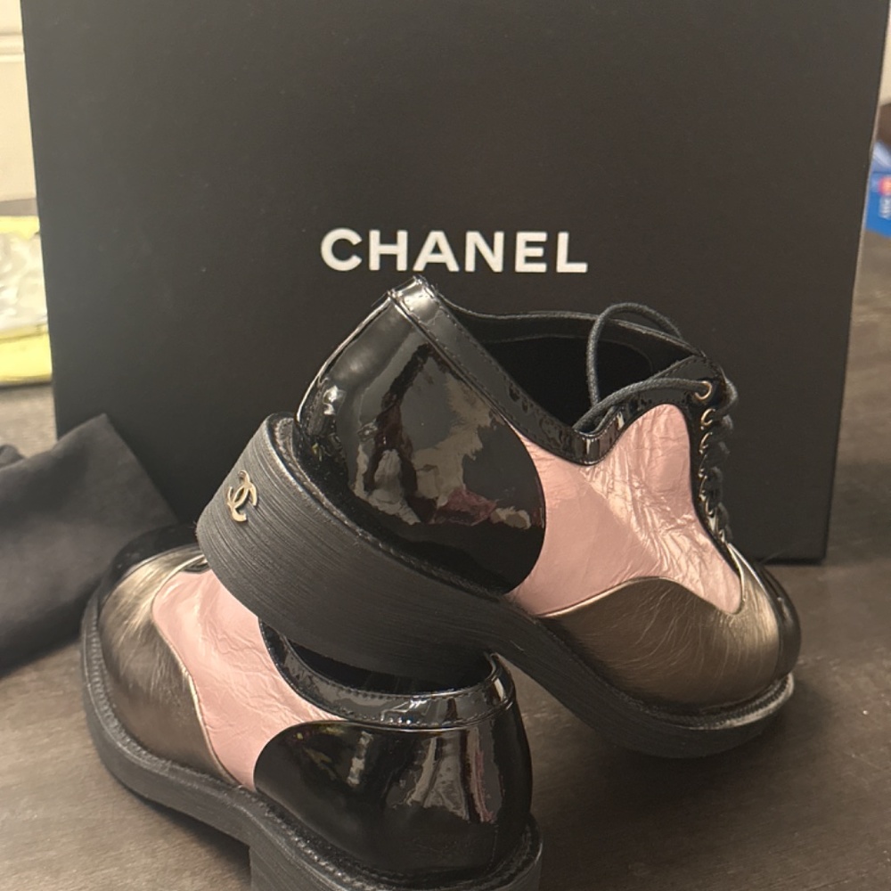 Shoes - Picture 3 of 5